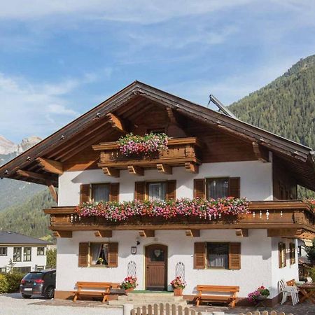 Ferienhaus Stubai نيوستيف ام ستوبيتا المظهر الخارجي الصورة
